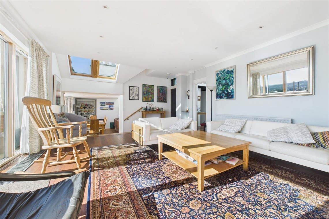 Images for PENTHOUSE | REDUCED FOR AUCTION