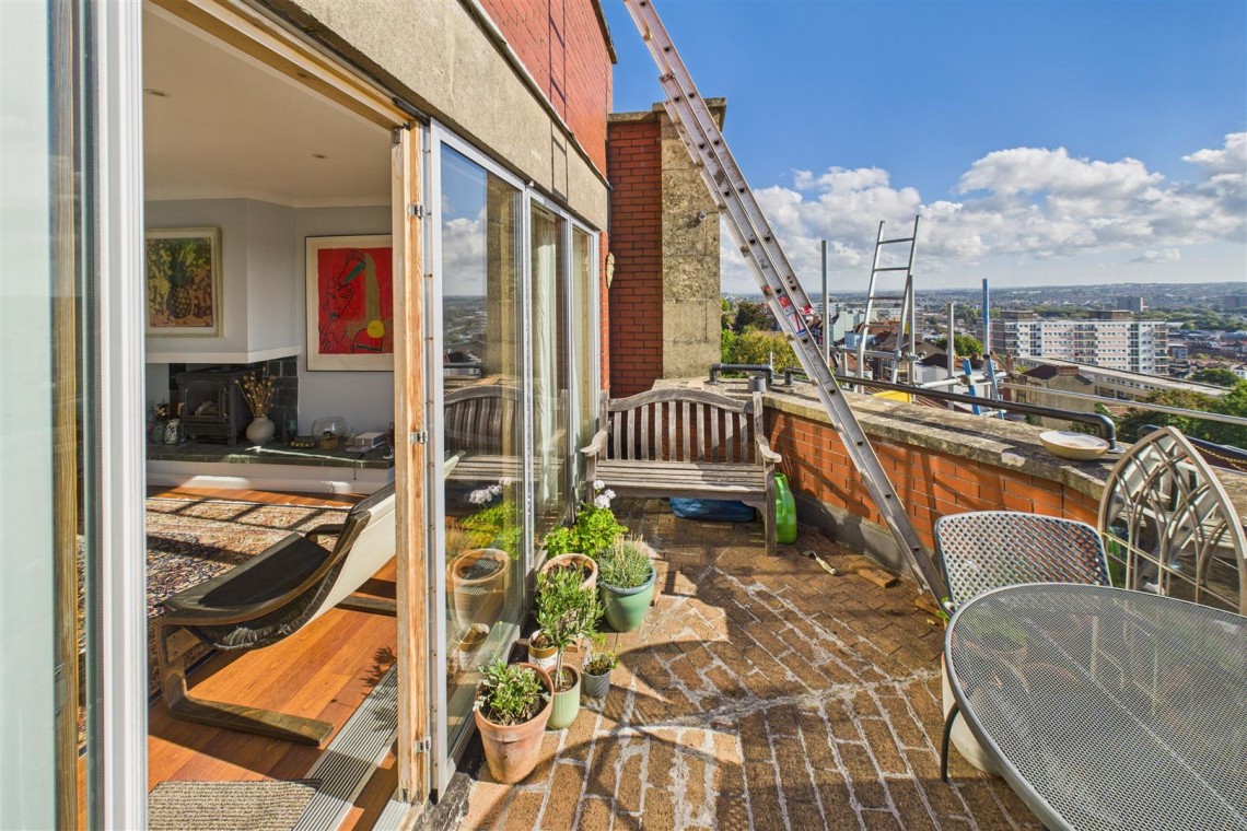 Images for PENTHOUSE | REDUCED FOR AUCTION