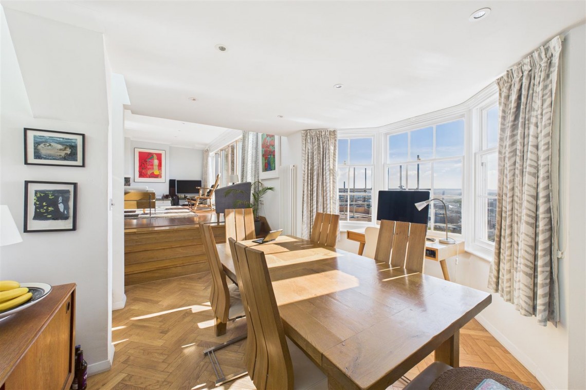 Images for PENTHOUSE | REDUCED FOR AUCTION