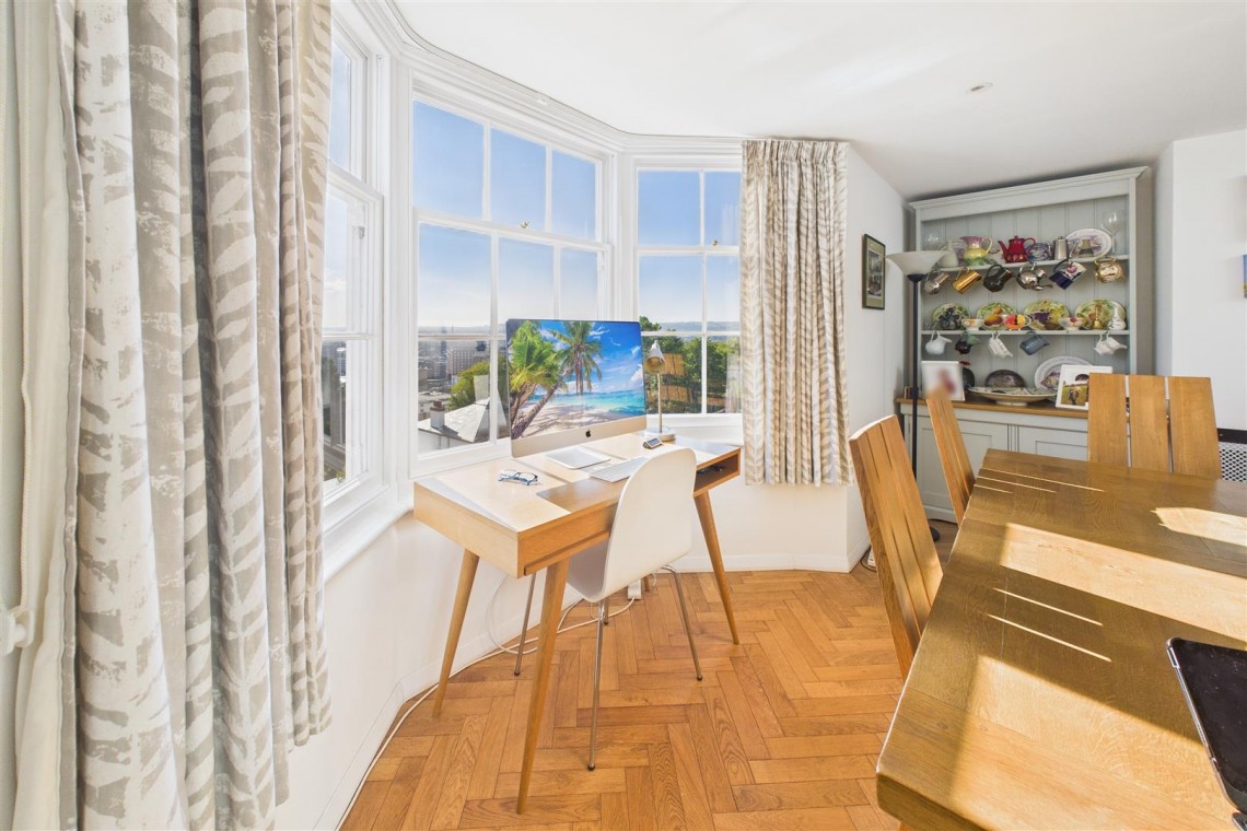 Images for PENTHOUSE | REDUCED FOR AUCTION
