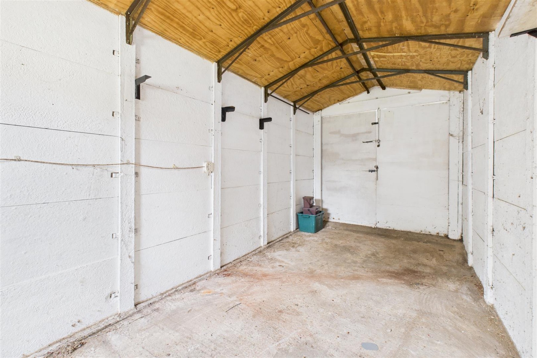 Images for SEMI FOR BASIC UPDATING | COOMBE DINGLE