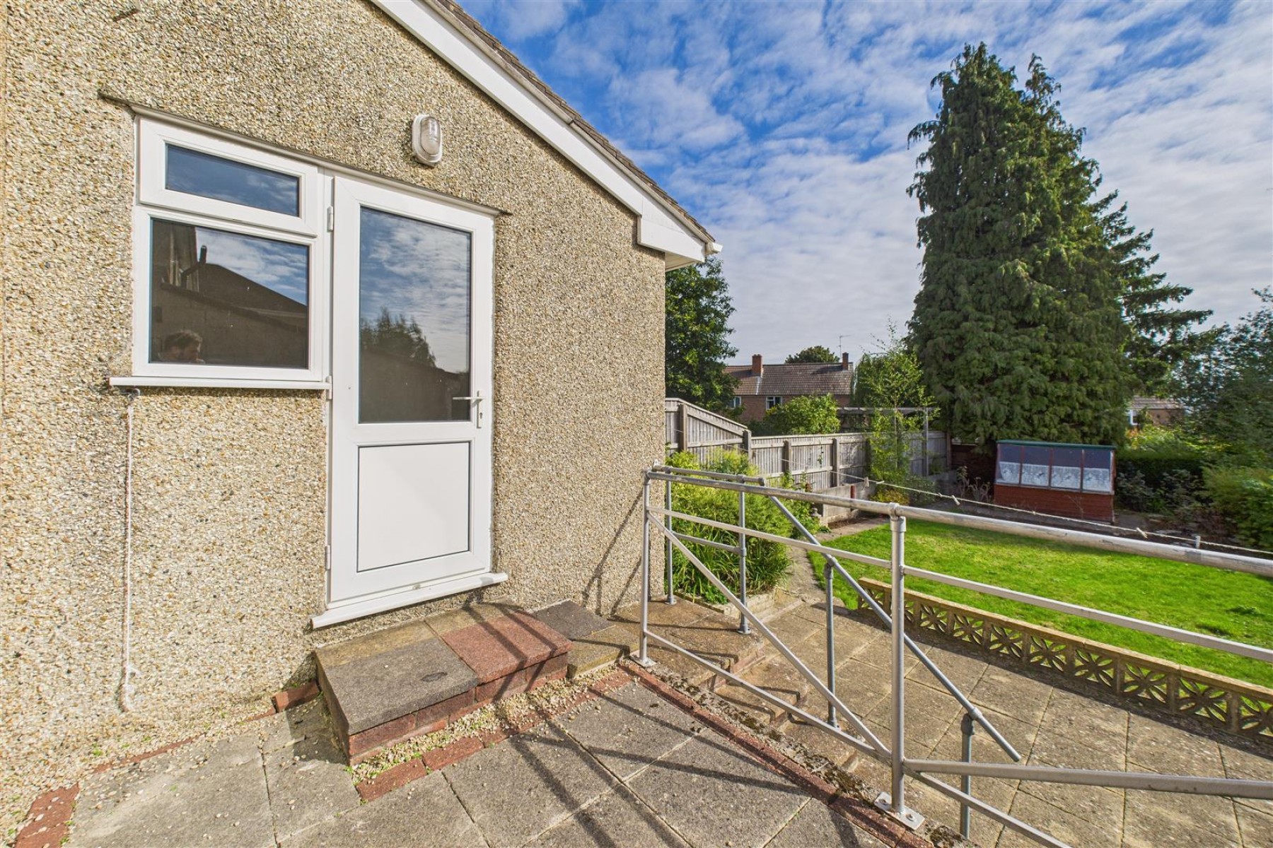 Images for SEMI FOR BASIC UPDATING | COOMBE DINGLE