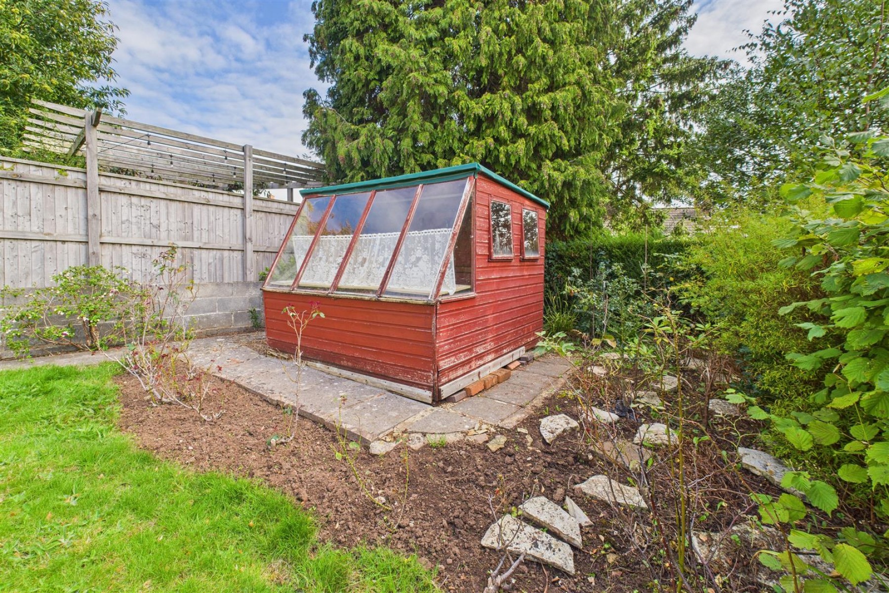 Images for SEMI FOR BASIC UPDATING | COOMBE DINGLE