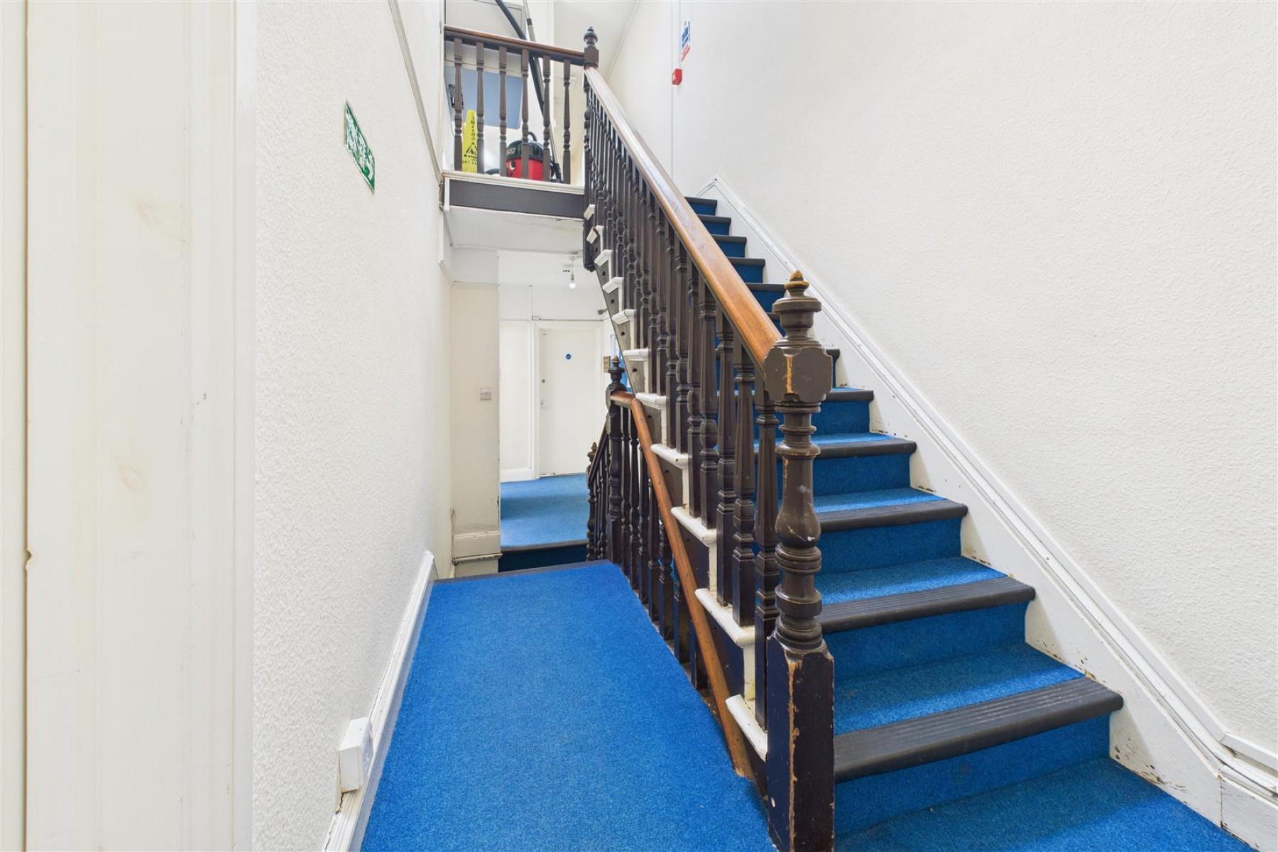Images for HMO / FAMILY HOME | REDLAND