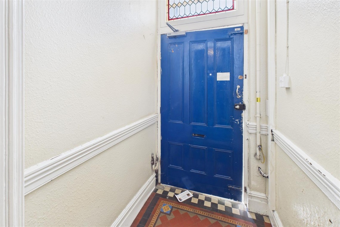 Images for HMO / FAMILY HOME | REDLAND
