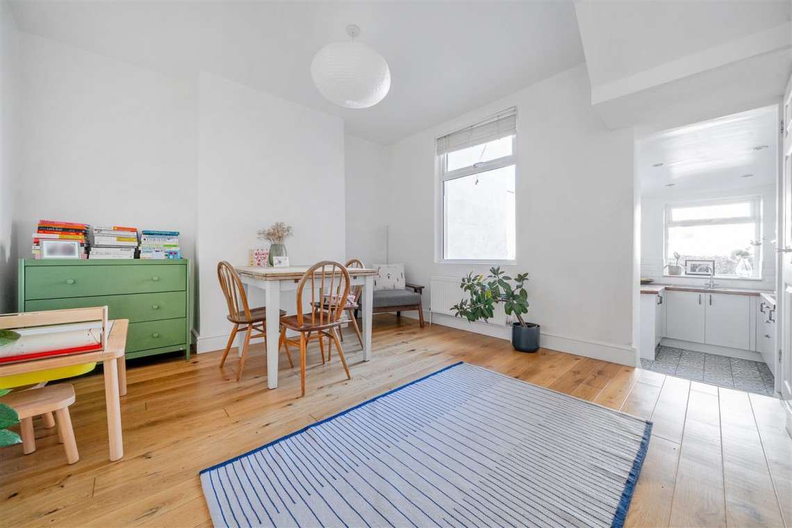 Images for Stevens Crescent, Totterdown