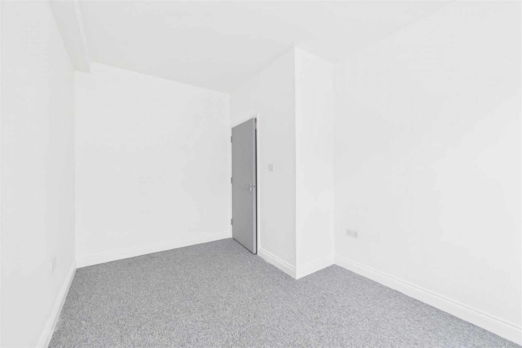 Images for BLOCK OF 12 x FLATS | BS5
