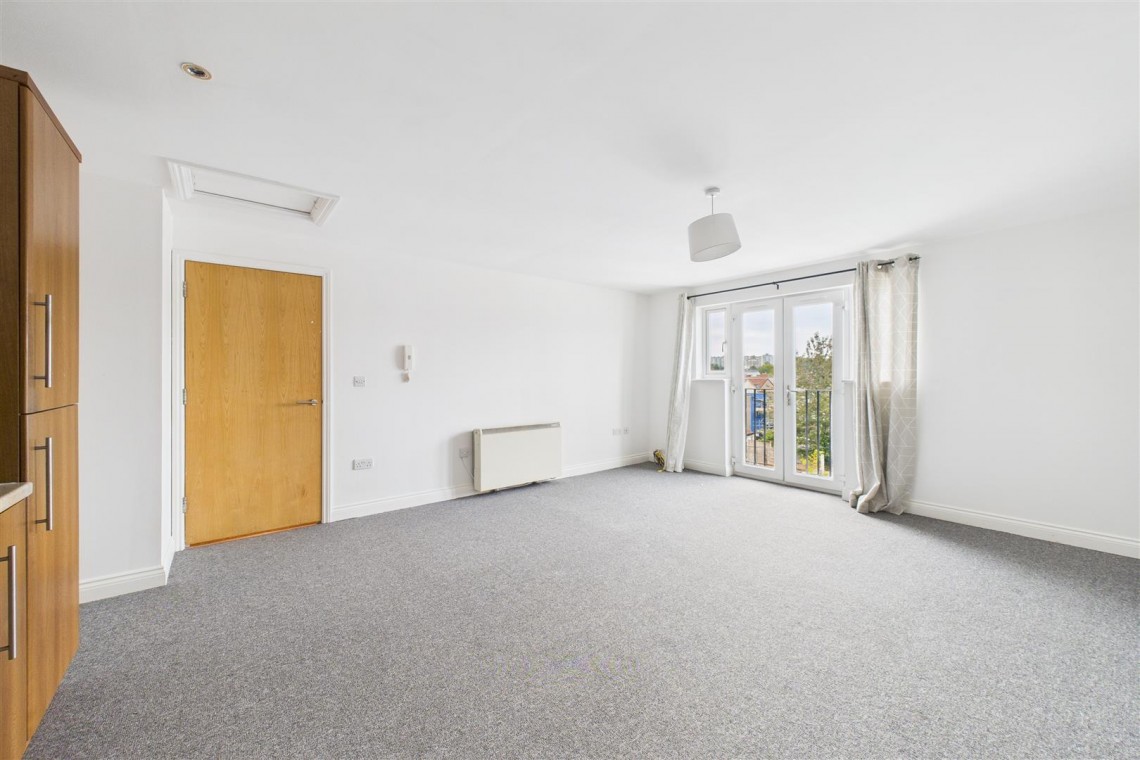 Images for BLOCK OF 12 x FLATS | BS5