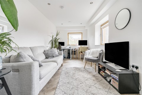 View Full Details for Everards Court, Bristol