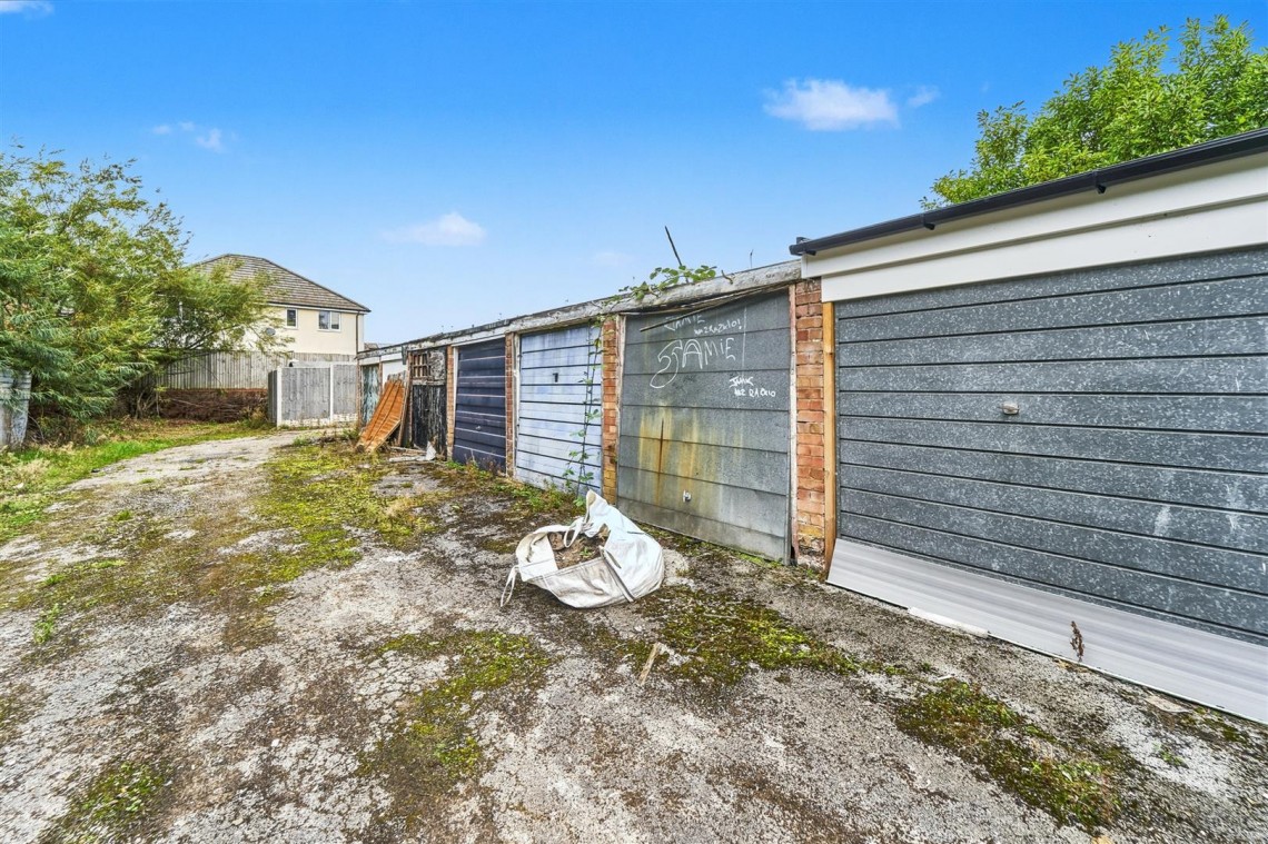 Images for SINGLE GARAGE | BROMSGROVE