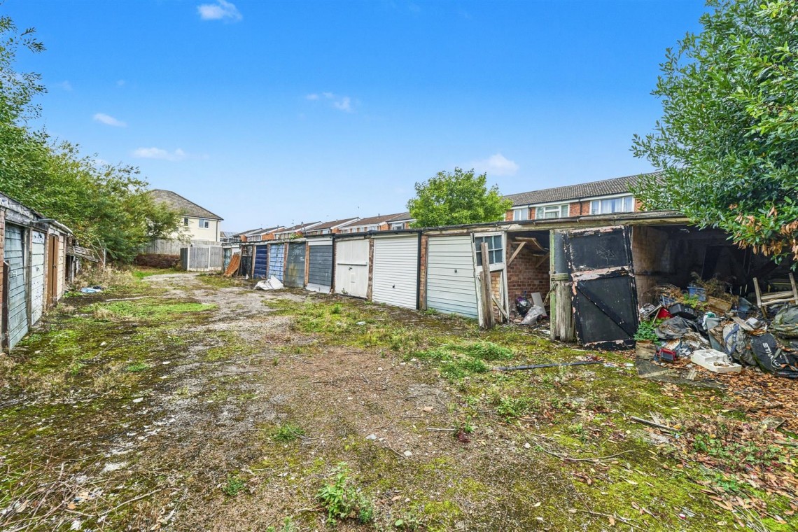 Images for SINGLE GARAGE | BROMSGROVE