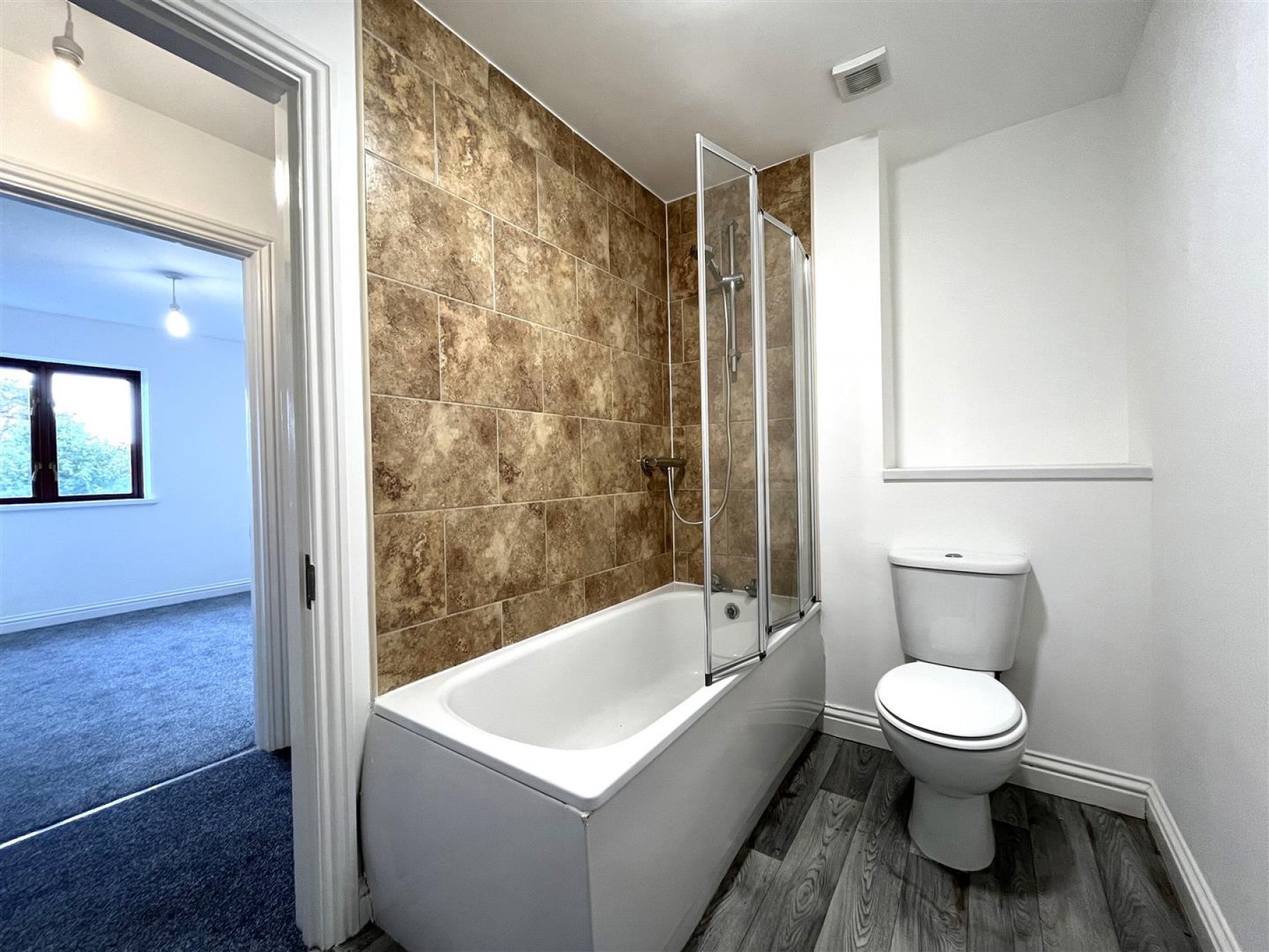 Images for 2 BED FLAT | BS5