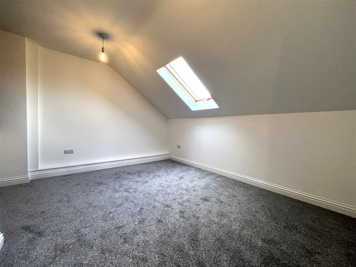 Images for 2 BED FLAT | BS5