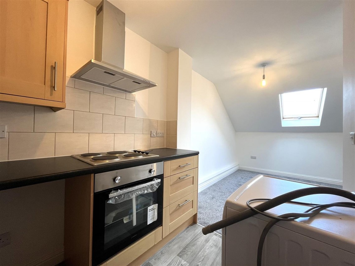 Images for 2 BED FLAT | BS5