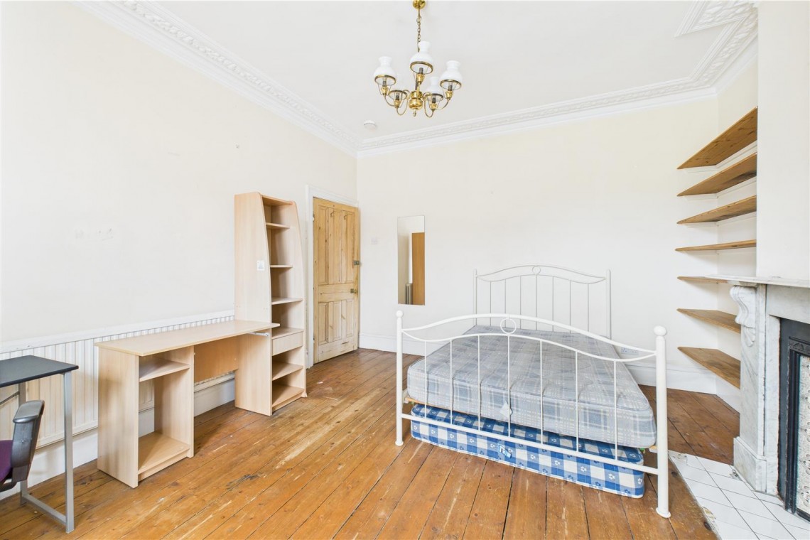 Images for 7 BED HMO | FAMILY HOME | HOTWELLS