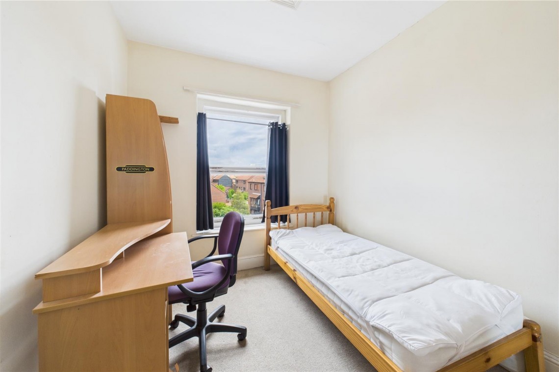 Images for 7 BED HMO | FAMILY HOME | HOTWELLS