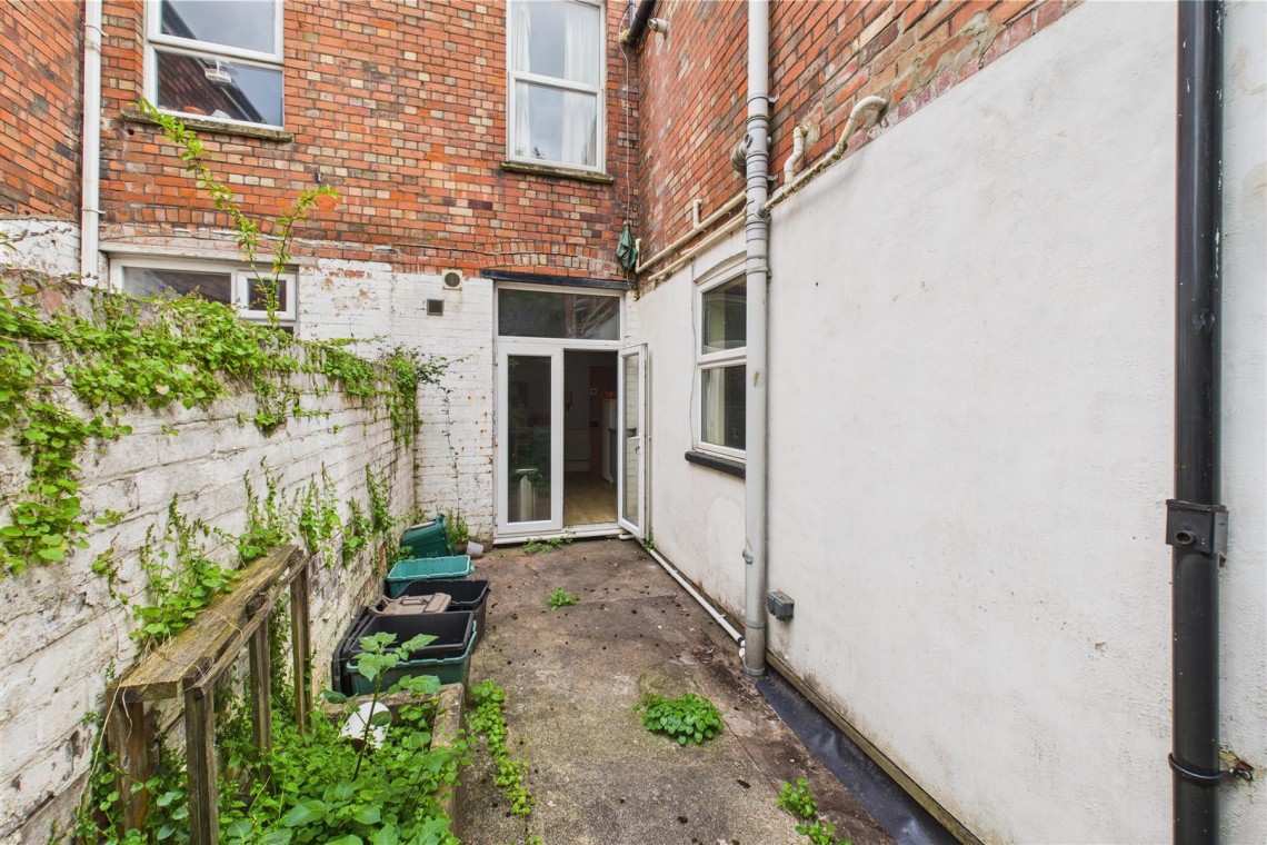 Images for 7 BED HMO | FAMILY HOME | HOTWELLS