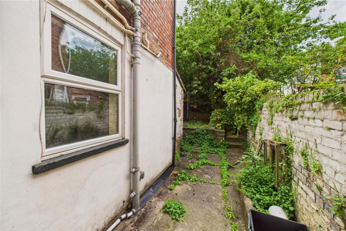 Images for 7 BED HMO | FAMILY HOME | HOTWELLS