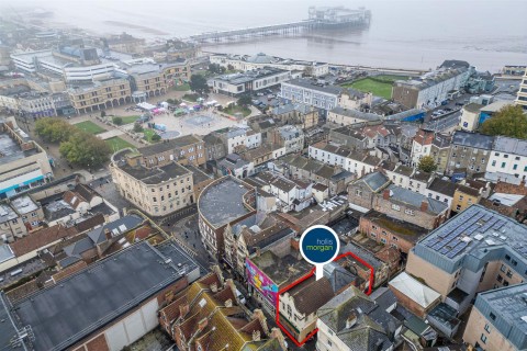 View Full Details for PLANNING | 8 BED HMO | £70K pa | WSM