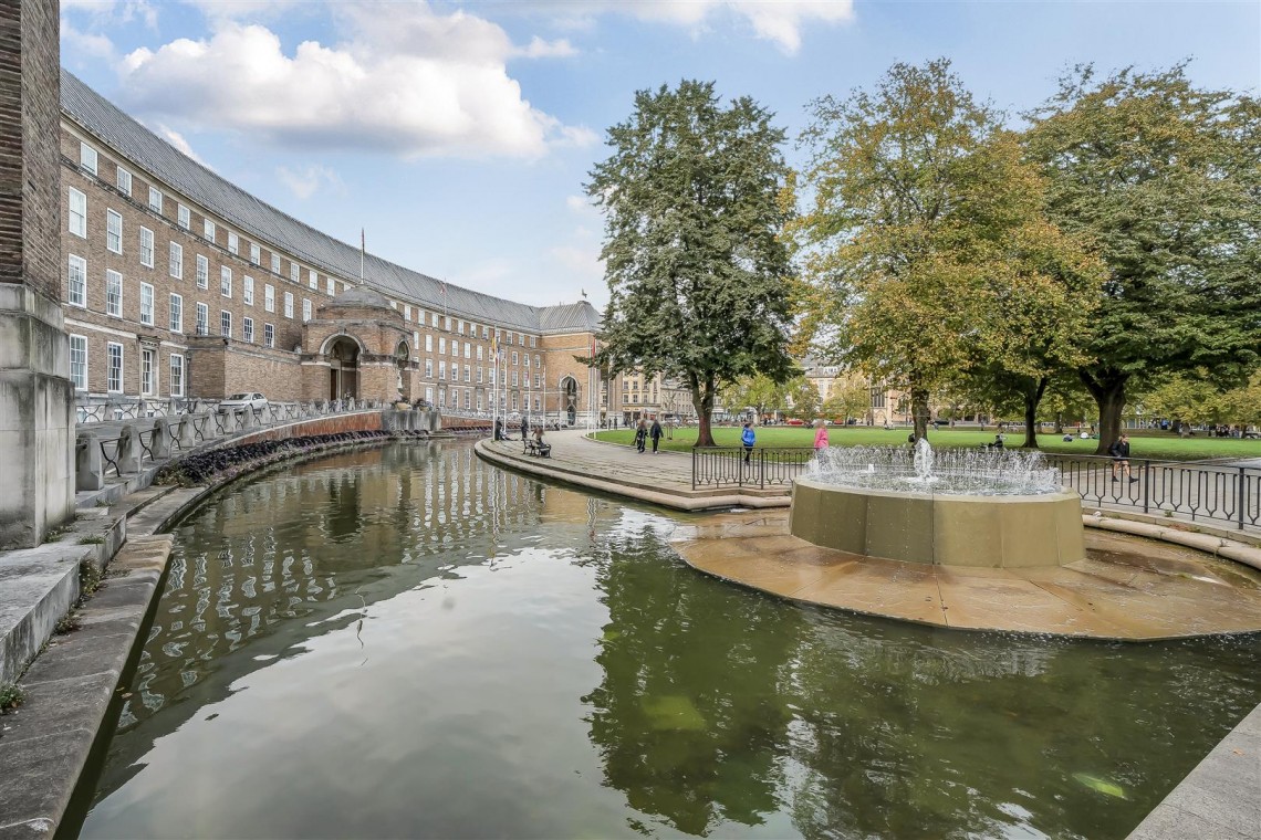 Images for Deanery Road, Harbourside