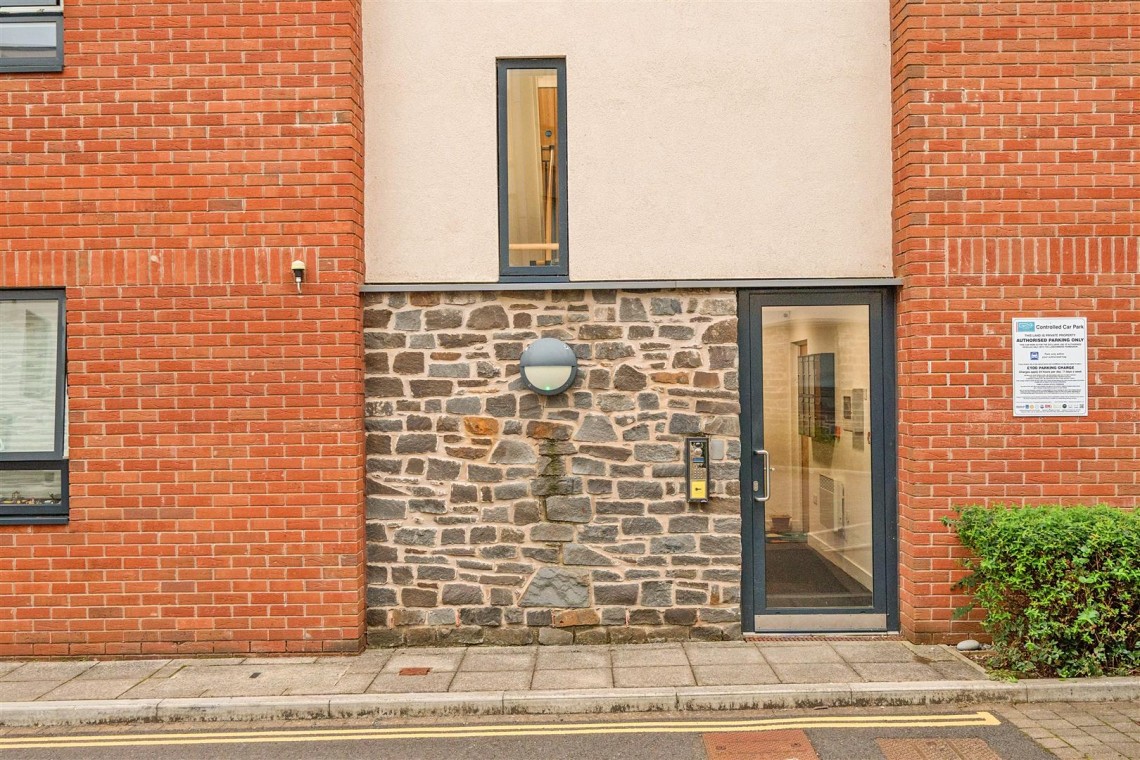 Images for Cooperage Lane, Southville