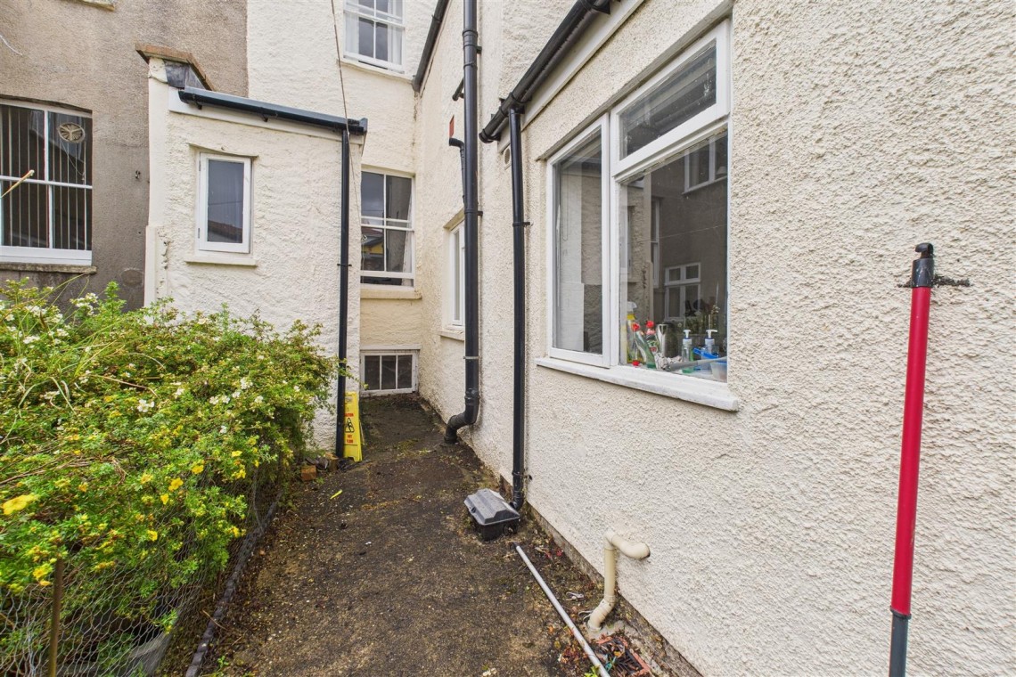 Images for FAMILY HOME / HMO | KINGSDOWN
