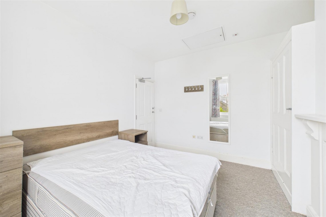 Images for FAMILY HOME / HMO | KINGSDOWN