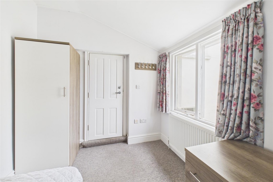 Images for FAMILY HOME / HMO | KINGSDOWN