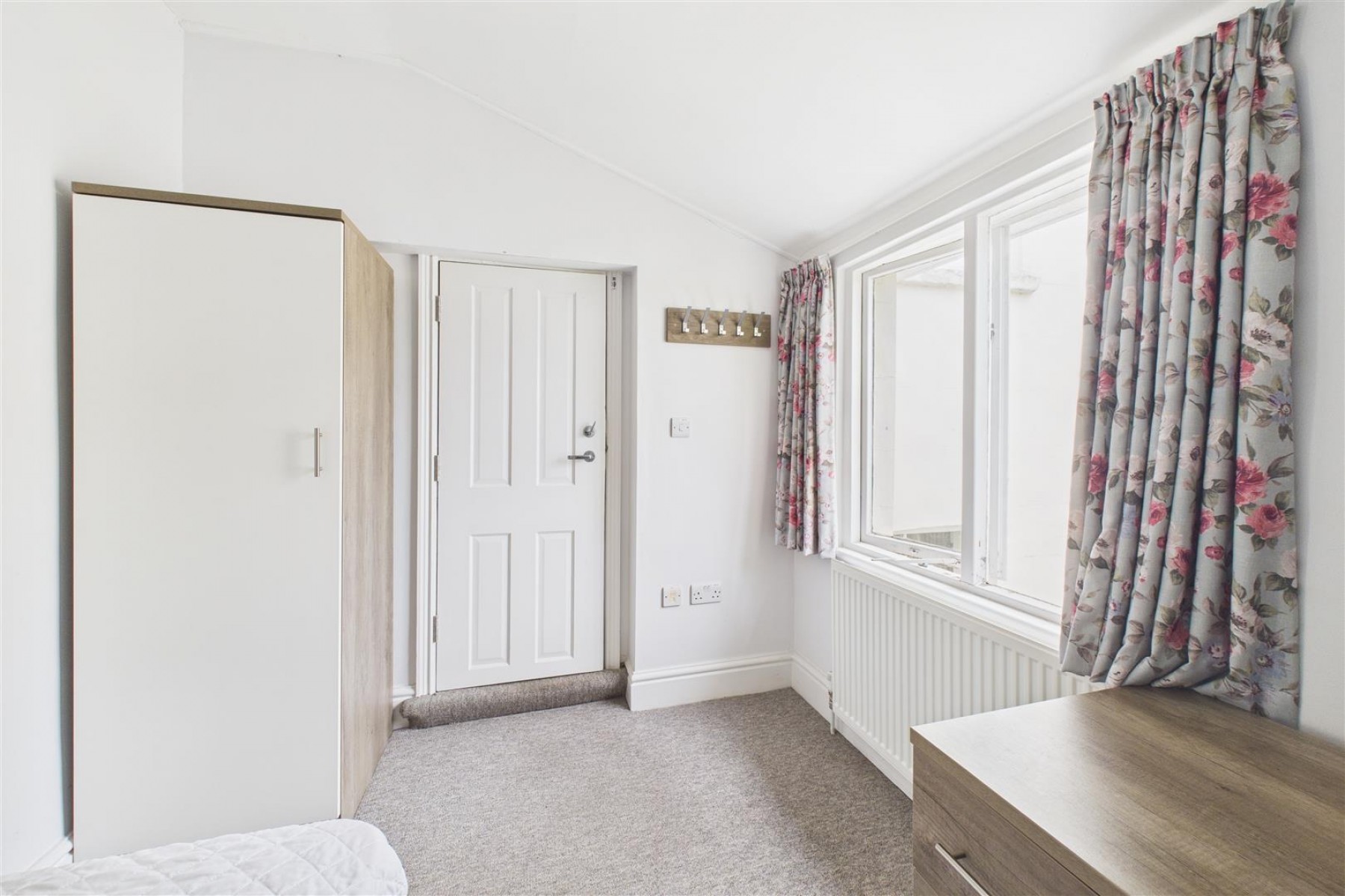 Images for FAMILY HOME / HMO | KINGSDOWN