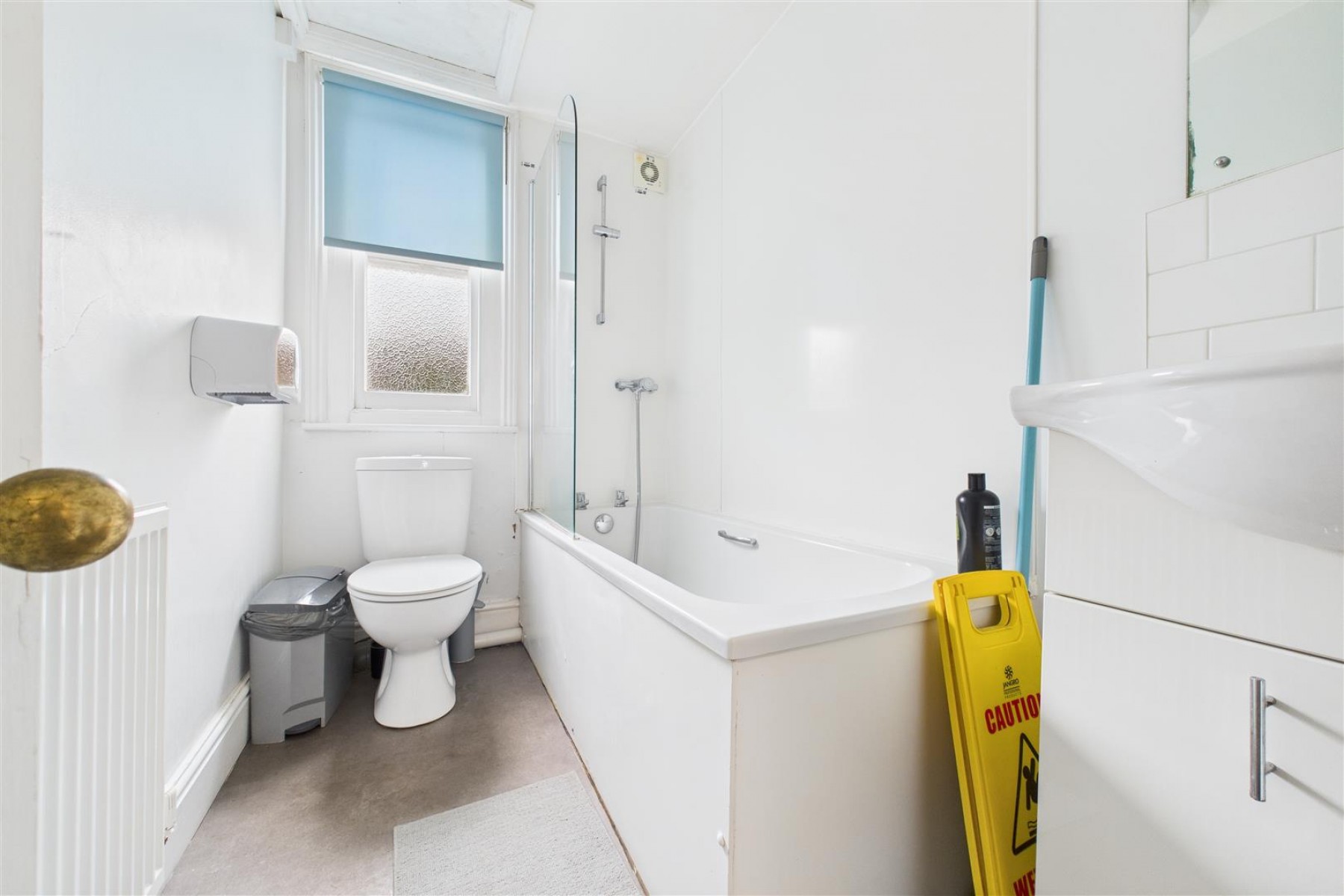 Images for FAMILY HOME / HMO | KINGSDOWN
