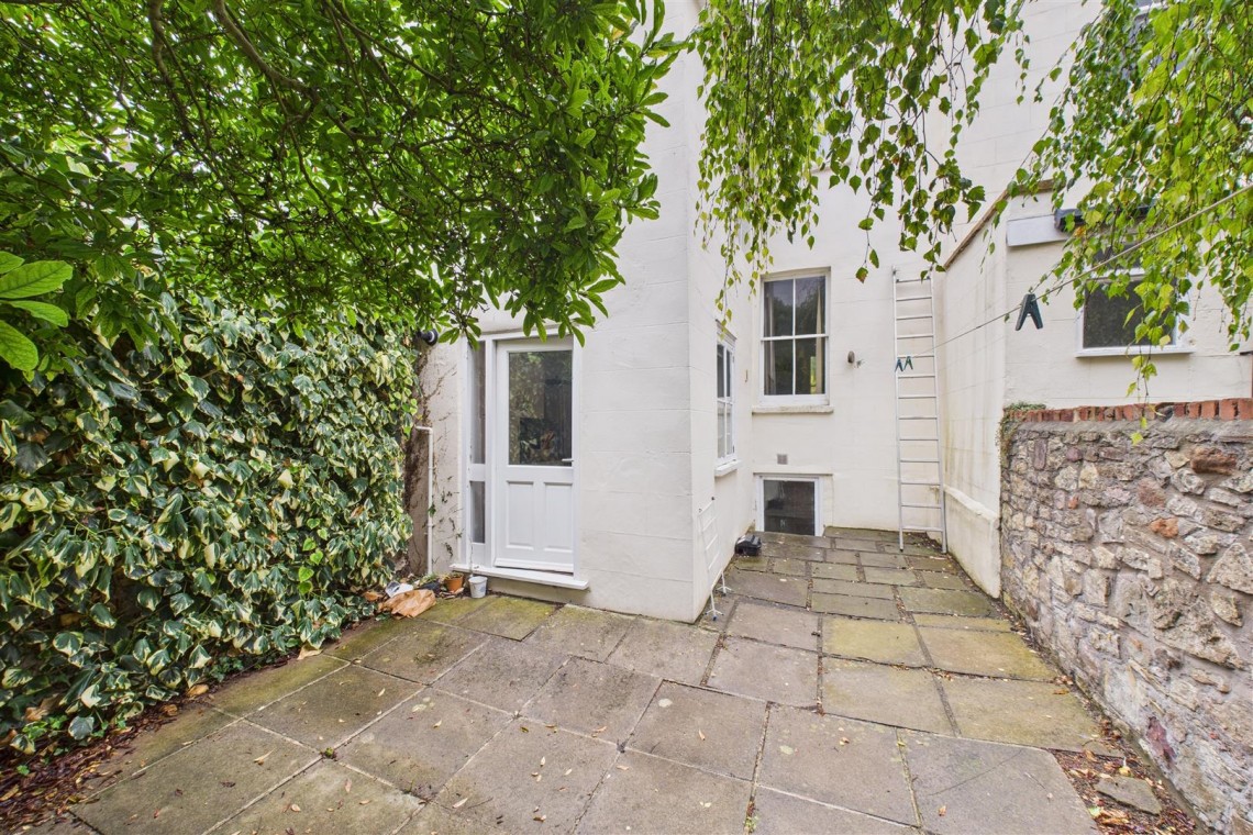 Images for FAMILY HOME / HMO | KINGSDOWN
