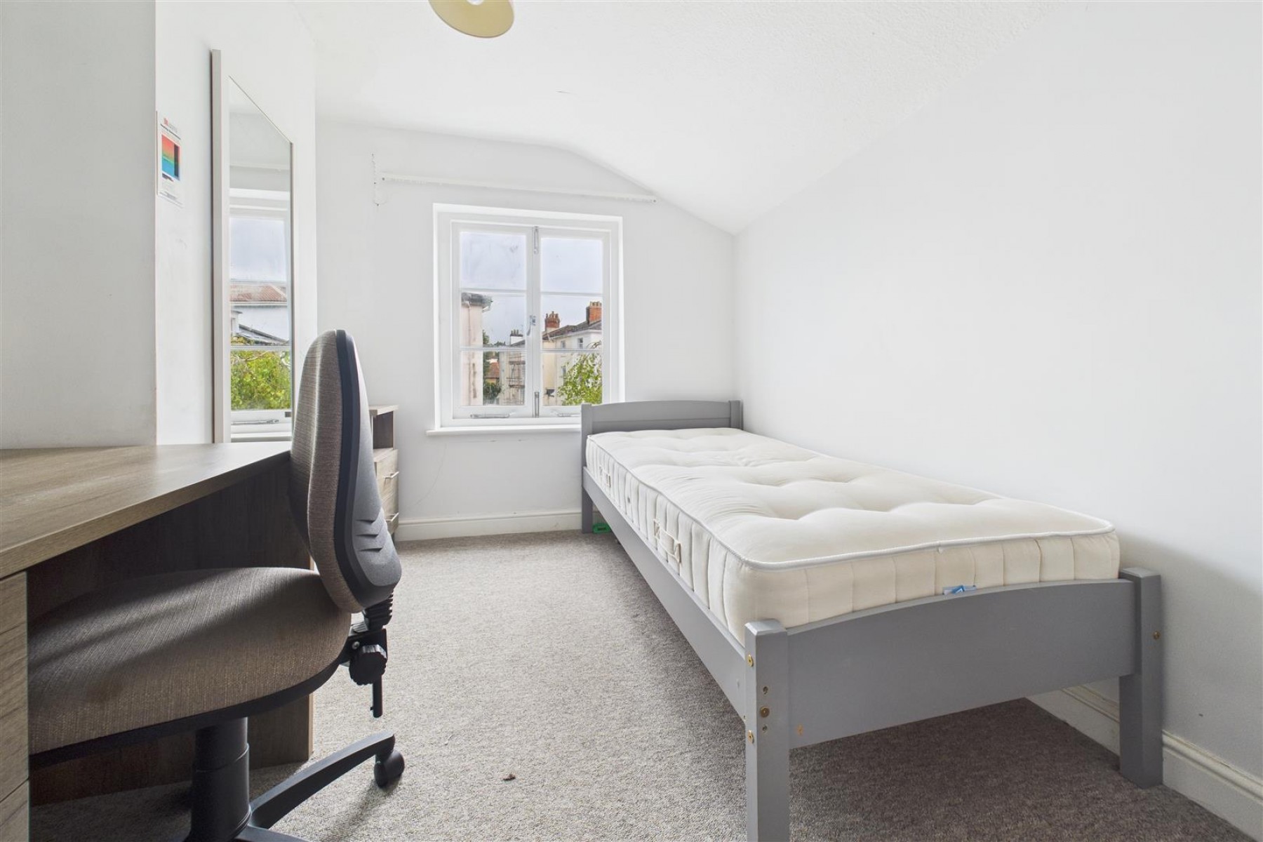 Images for FAMILY HOME / HMO | KINGSDOWN