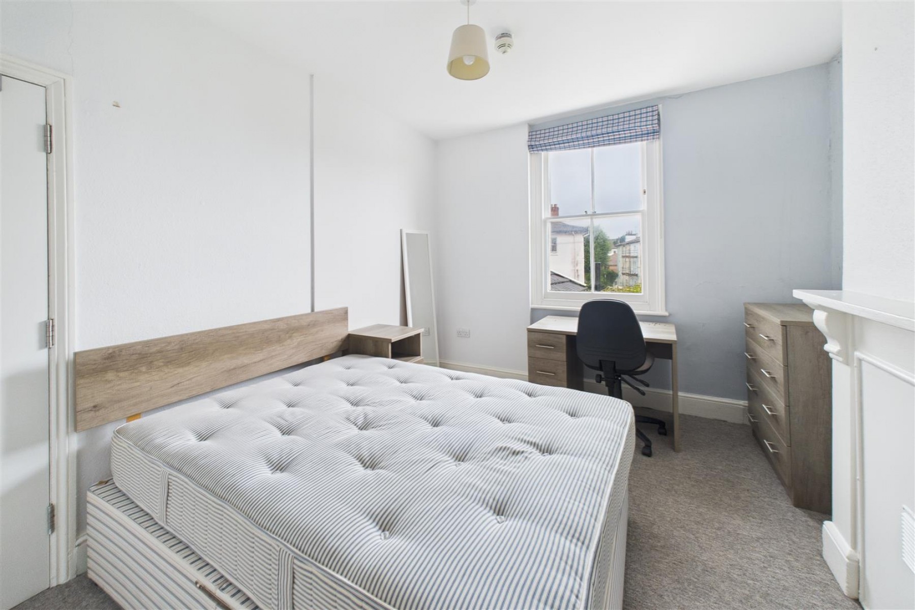 Images for FAMILY HOME / HMO | KINGSDOWN