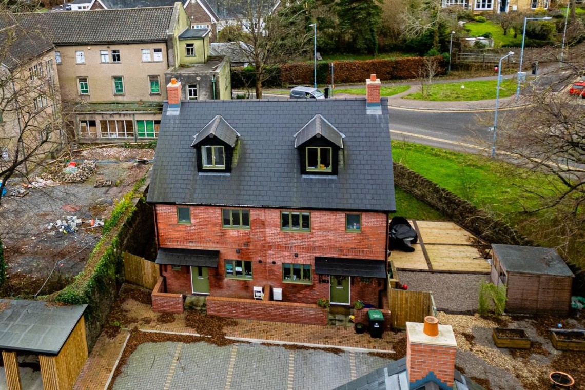 Images for 2 X NEW BUILD | CASH ONLY | NP7