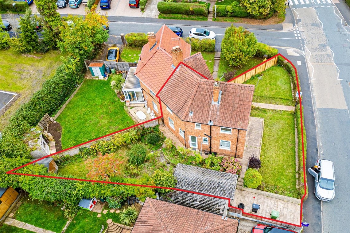 Images for REDUCED | UPDATING | COOMBE DINGLE
