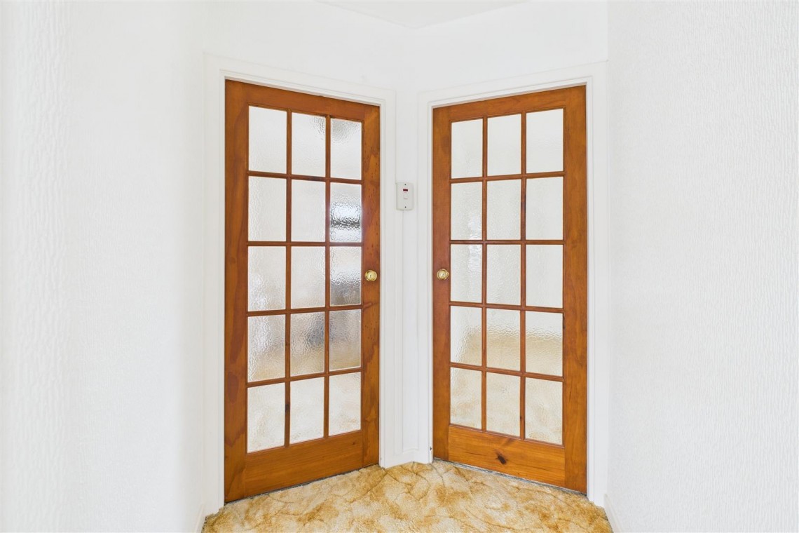 Images for REDUCED | UPDATING | COOMBE DINGLE