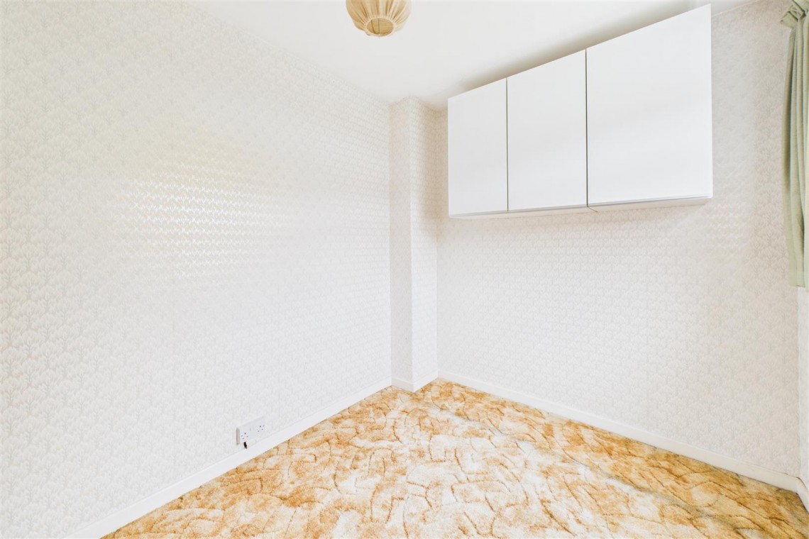 Images for REDUCED | UPDATING | COOMBE DINGLE