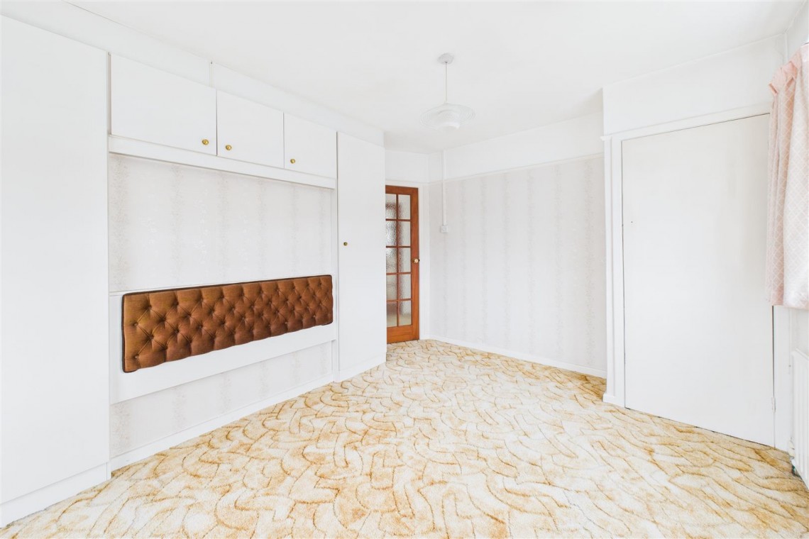 Images for REDUCED | UPDATING | COOMBE DINGLE