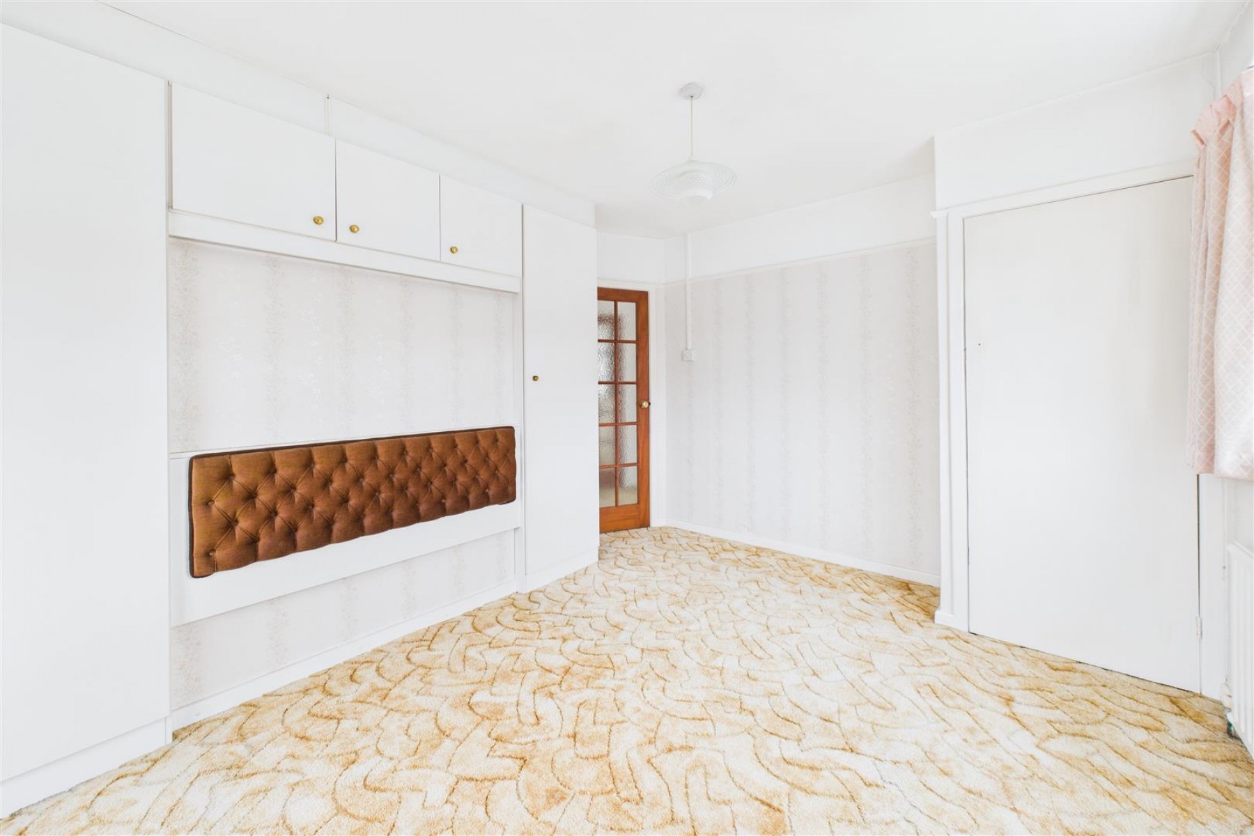 Images for REDUCED | UPDATING | COOMBE DINGLE