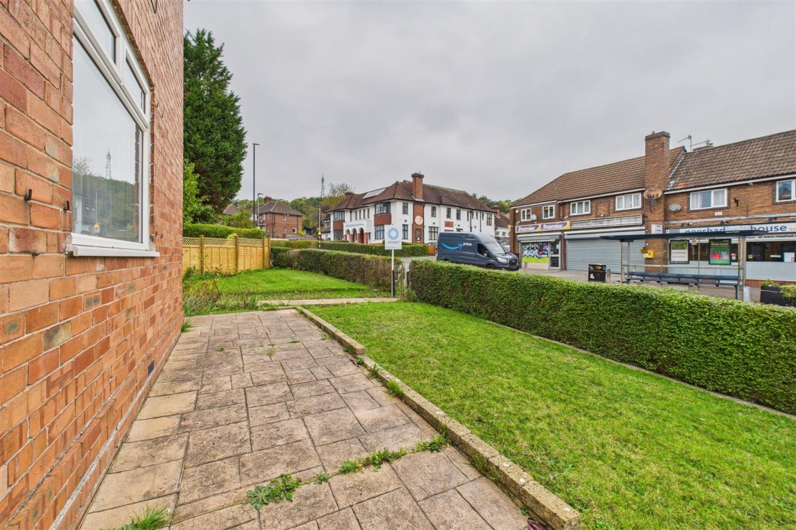 Images for REDUCED | UPDATING | COOMBE DINGLE