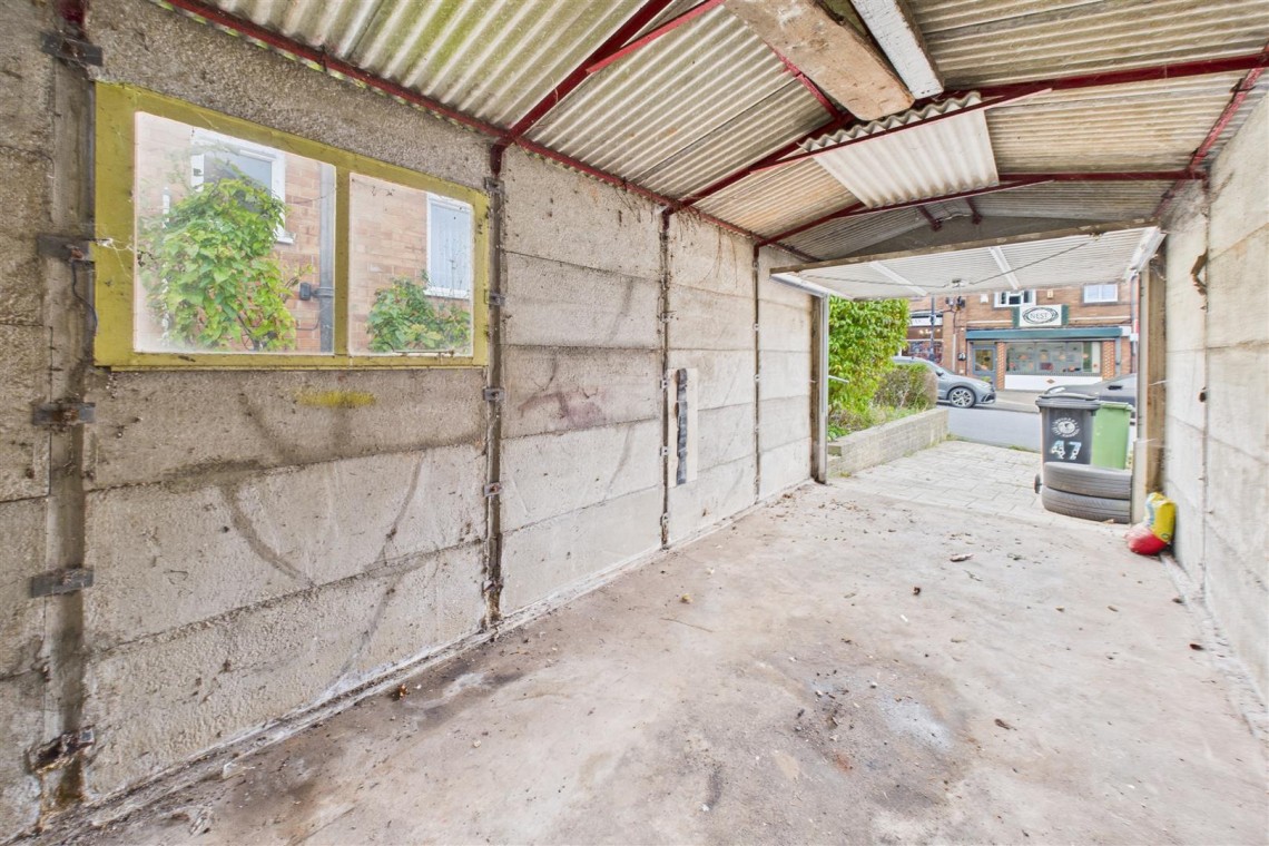 Images for REDUCED | UPDATING | COOMBE DINGLE