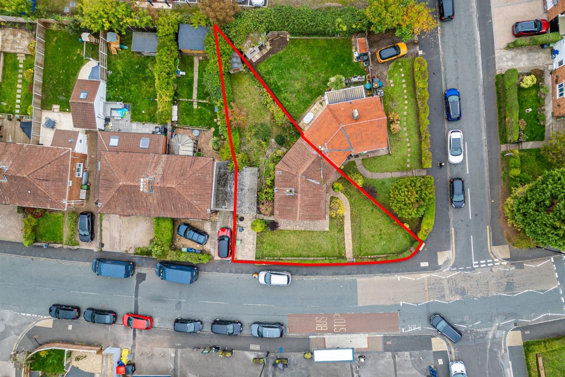 Images for REDUCED | UPDATING | COOMBE DINGLE