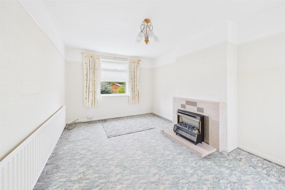 Images for REDUCED | UPDATING | COOMBE DINGLE