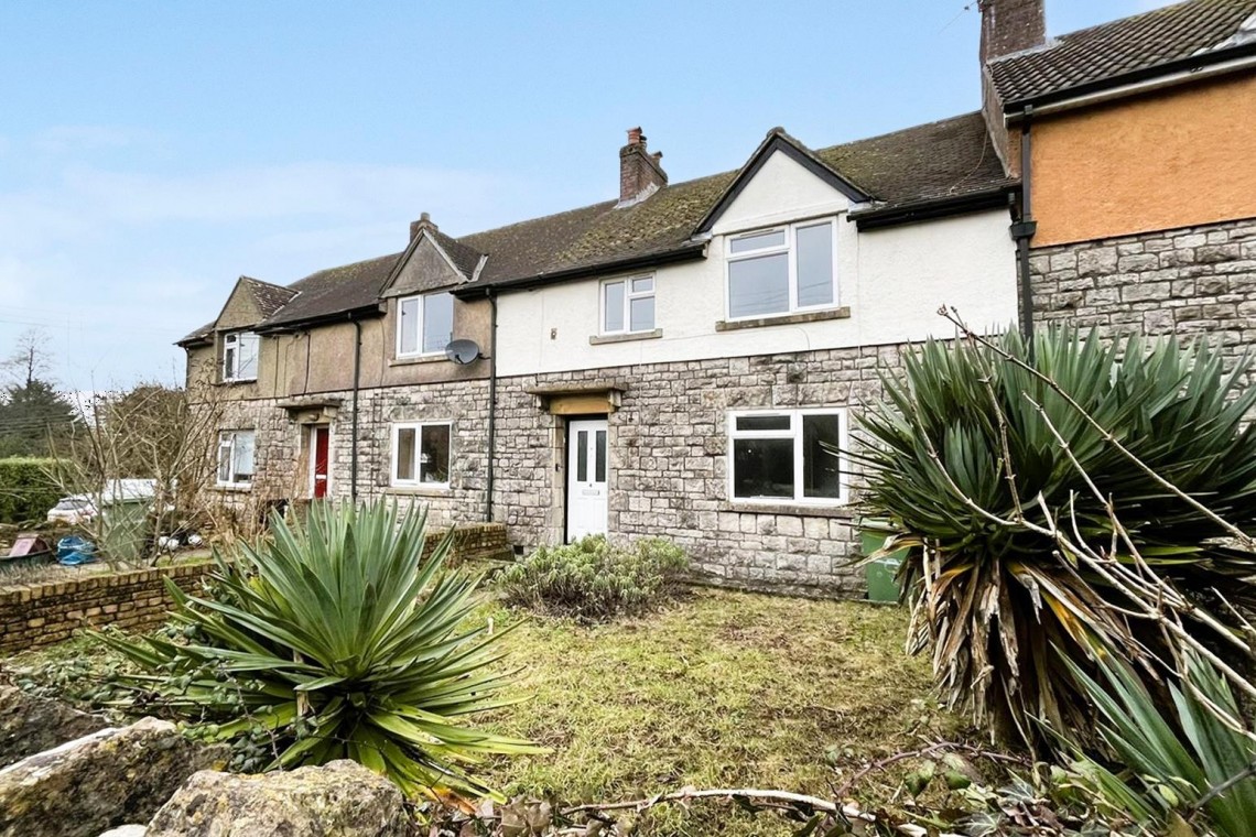 Images for UPDATING | LARGE GARDEN | SHEPTON MALLET