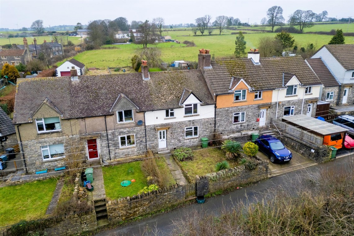Images for UPDATING | LARGE GARDEN | SHEPTON MALLET