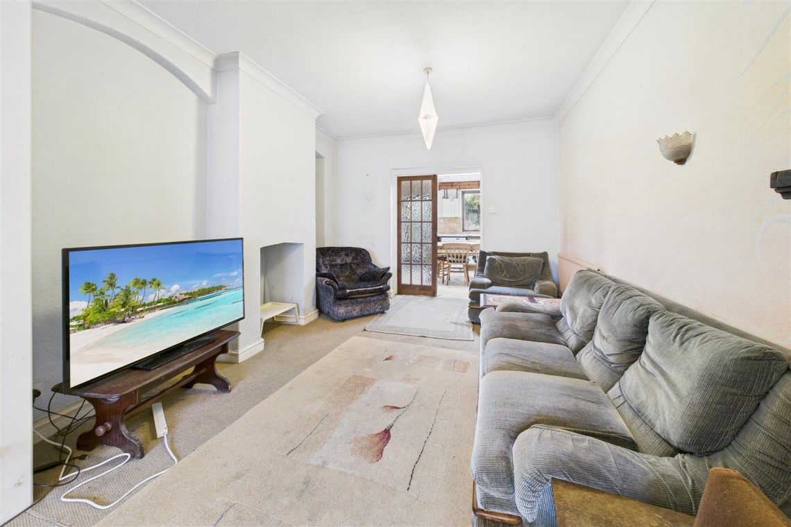 Images for HOUSE | UPDATING | GLASTONBURY