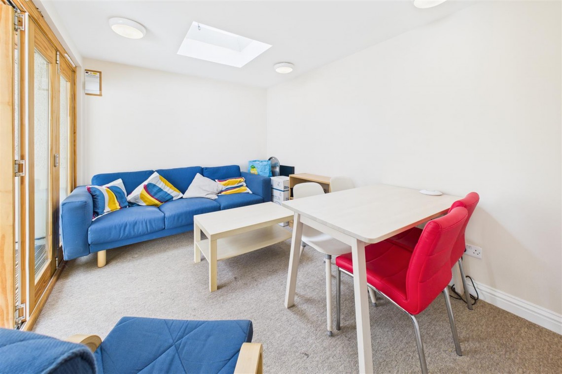 Images for COMMERCIAL INVESTMENT | £12,500 pa