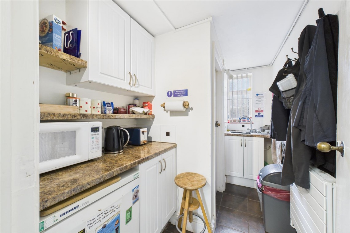 Images for COMMERCIAL INVESTMENT | £12,500 pa