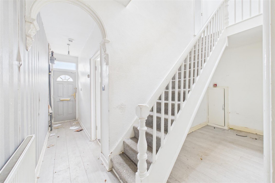 Images for PERIOD HOUSE FOR UDPATING | ST AGNES