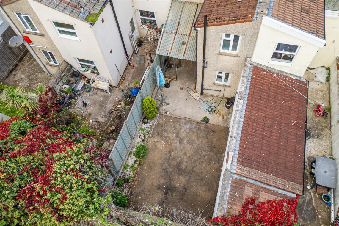 Images for PERIOD HOUSE FOR UDPATING | ST AGNES